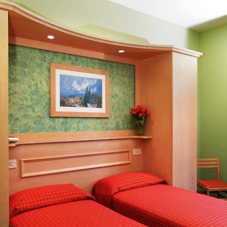 Hotel Meridiana Florence Luaran gambar