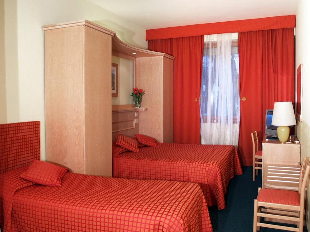 Hotel Meridiana Florence Luaran gambar