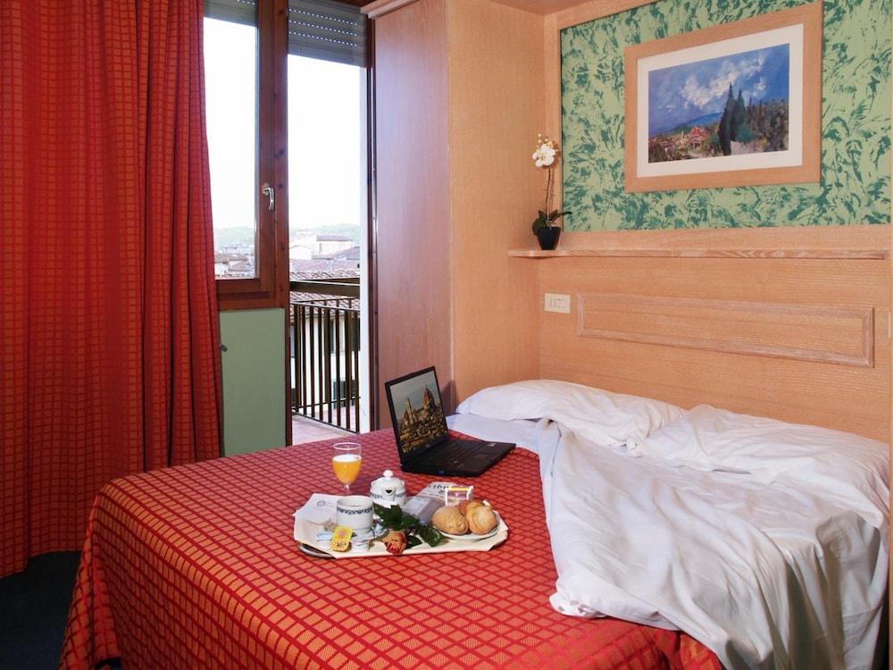 Hotel Meridiana Florence Luaran gambar
