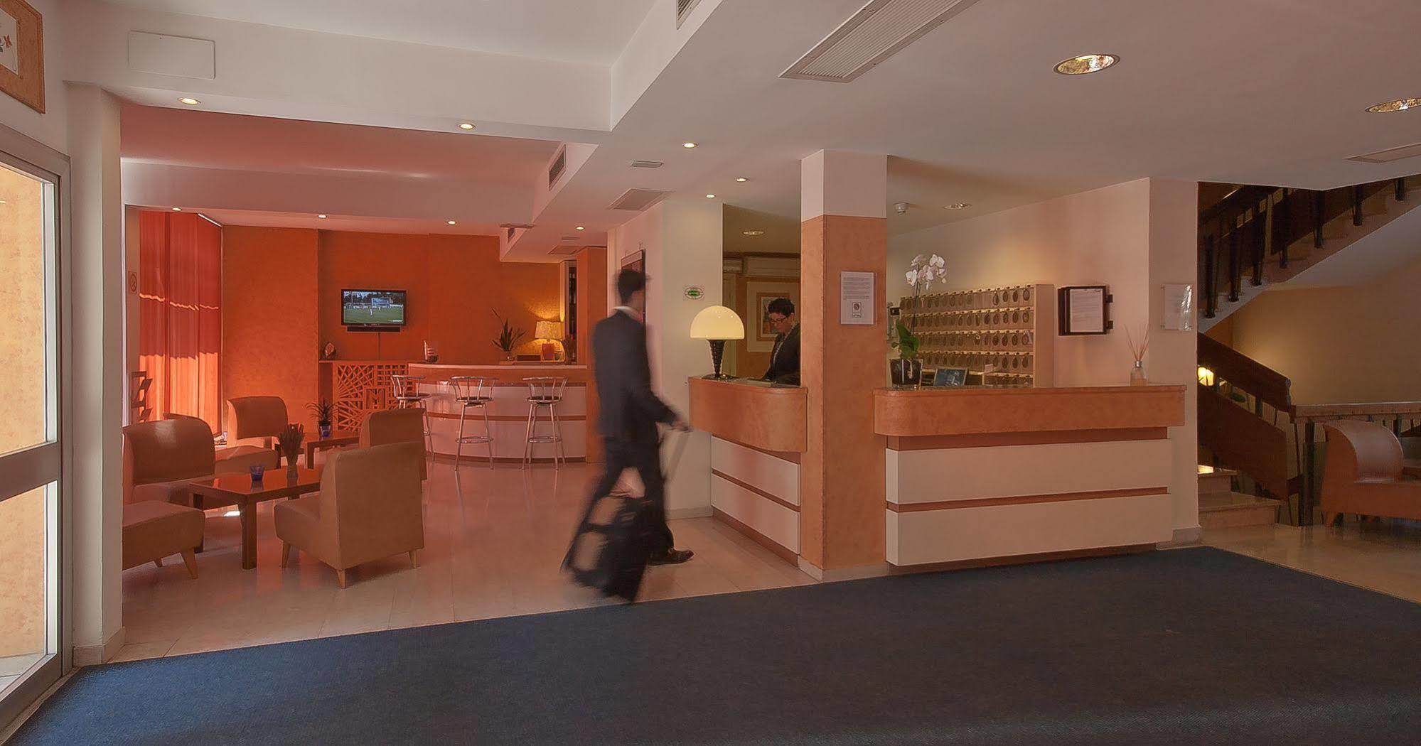 Hotel Meridiana Florence Luaran gambar